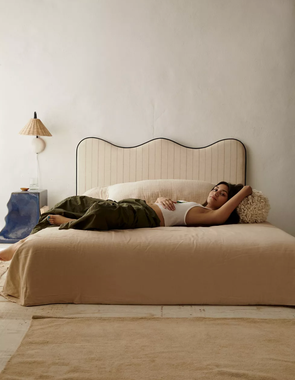 UO Noah wavy headboard