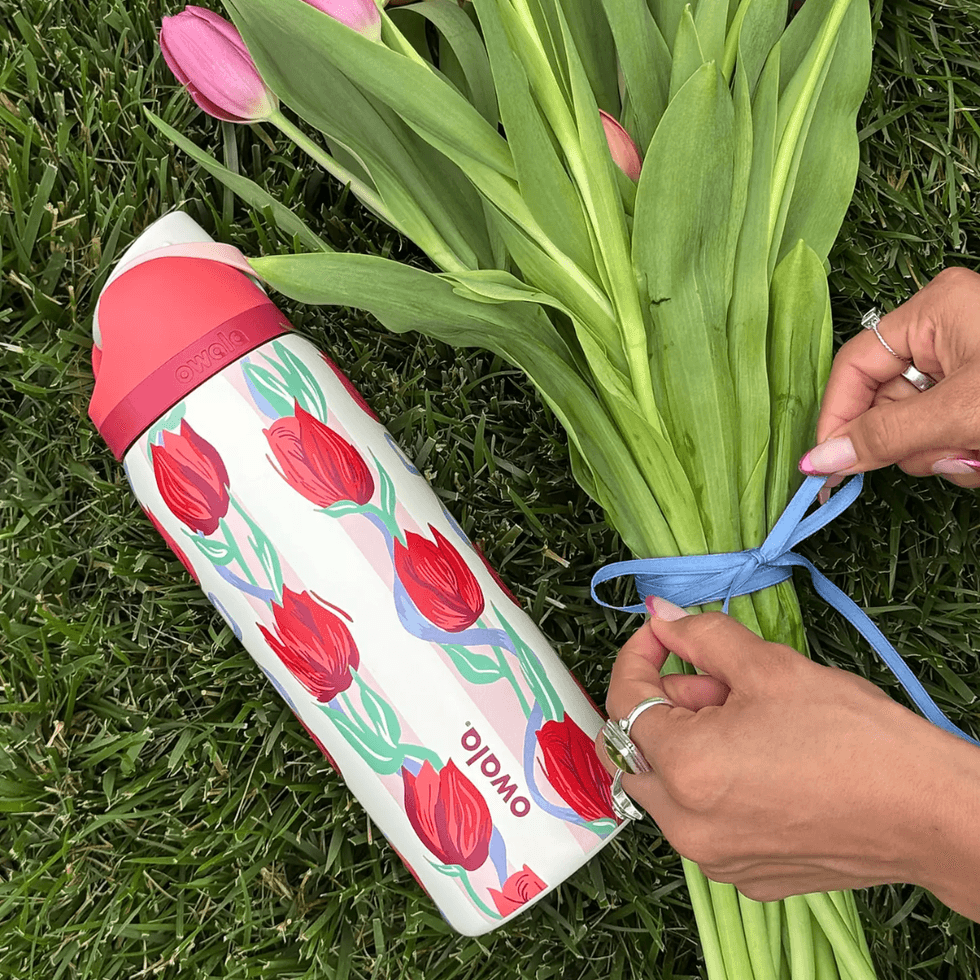 Urban Outfitters Exclusive Owala FreeSip Water Bottle