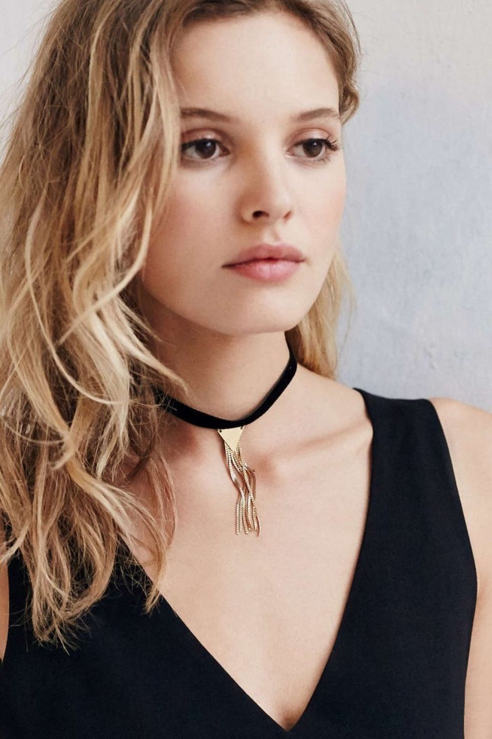 urban-velvet-choker