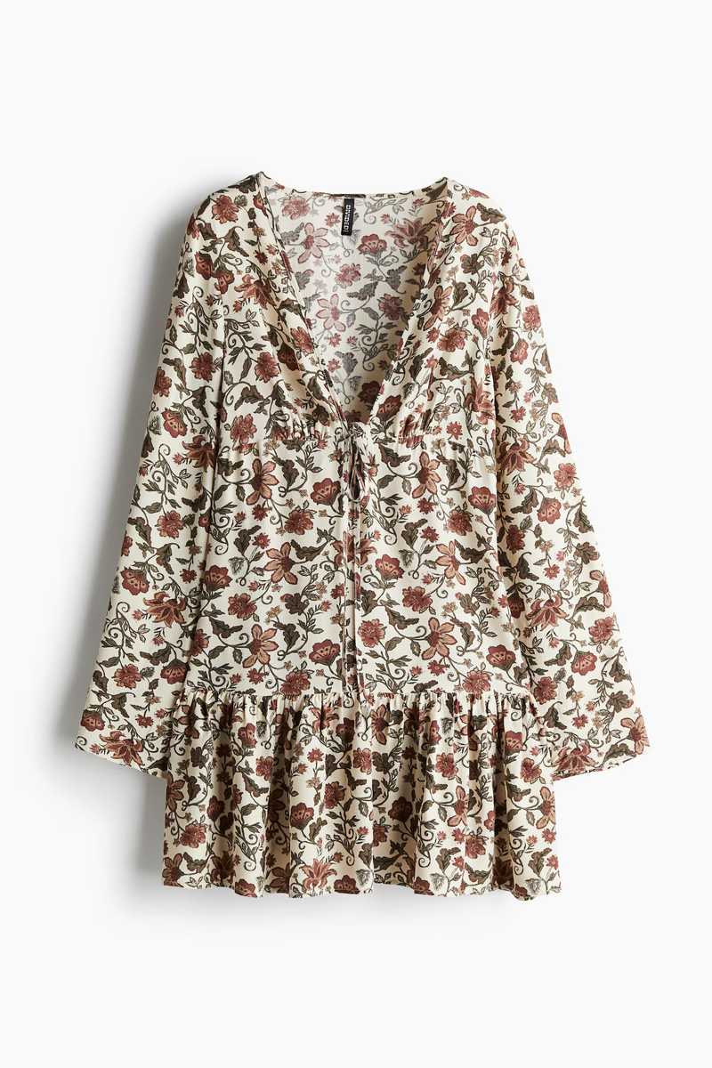 13 Perfectly Flattering H&M Dresses For Every Fall Occasion - Brit + Co 13 Perfectly Flattering H&M Dresses For Every Fall Occasion - Brit + Co