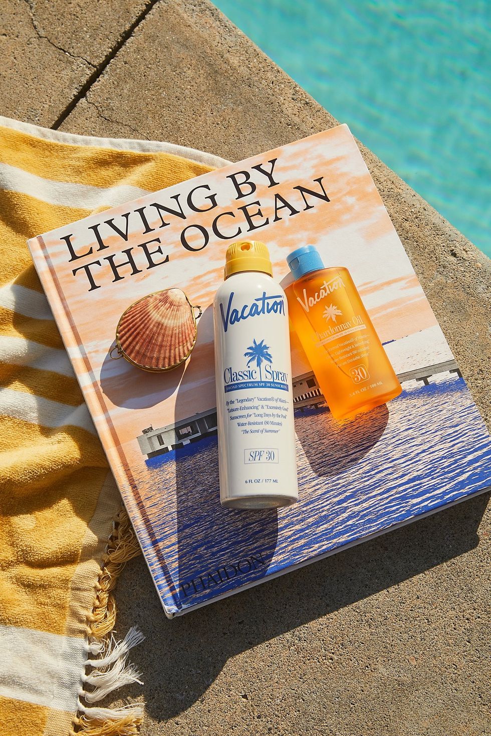 Vacation Classic Sunscreen Spray SPF 30