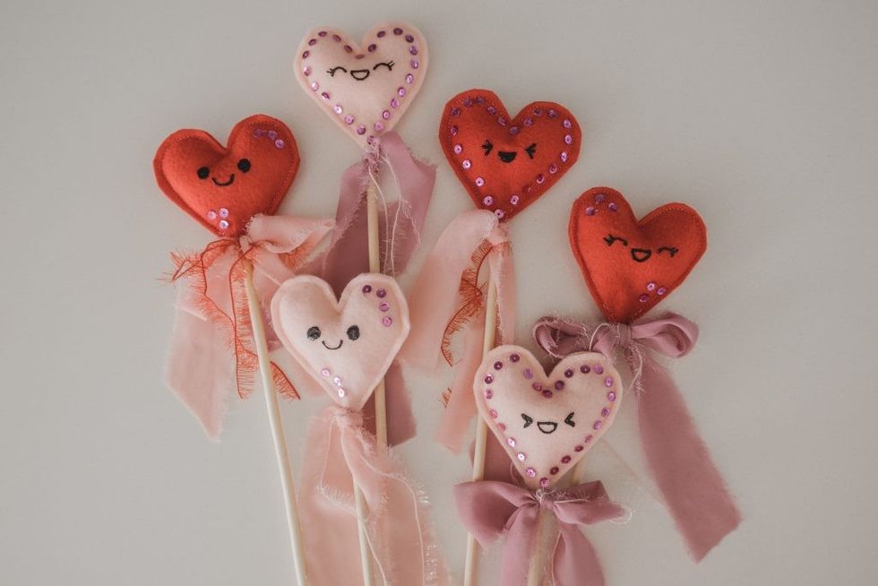valentine heart wands