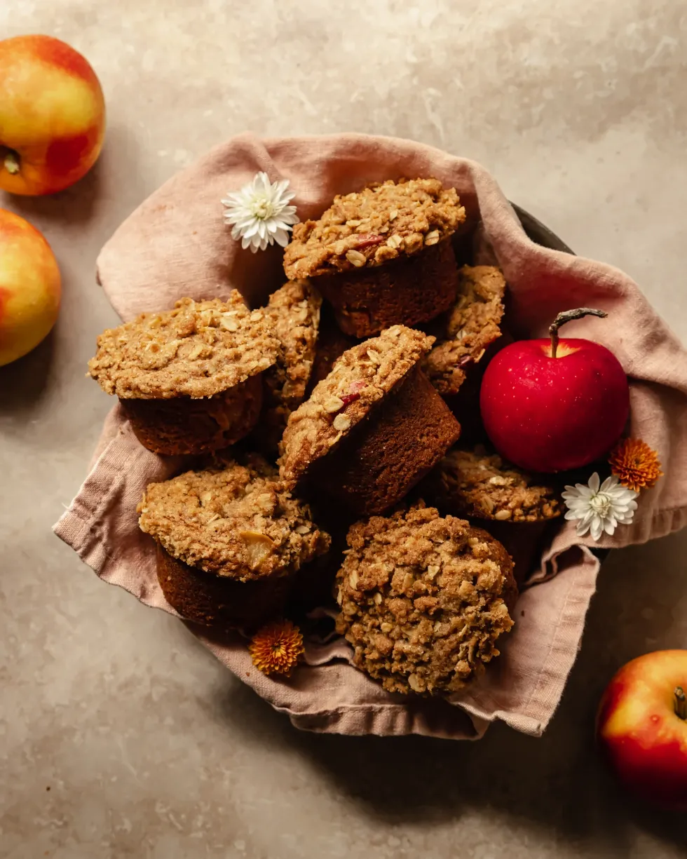 vegan apple crisp muffin