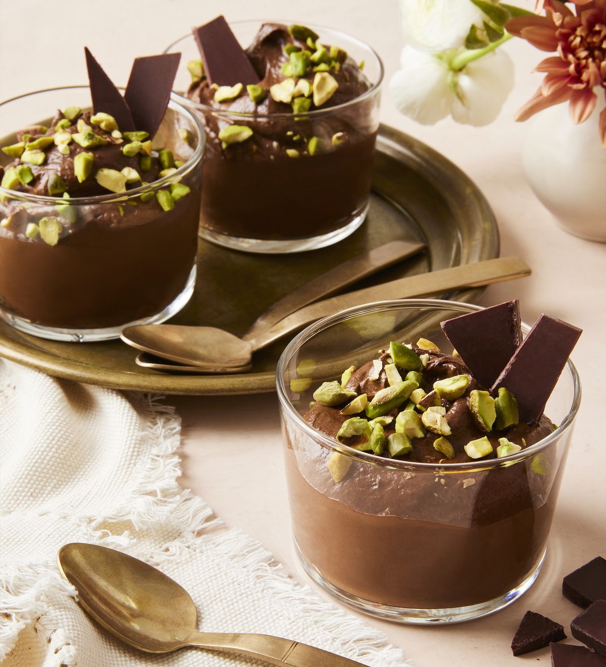 vegan chocolate pudding with pistachios