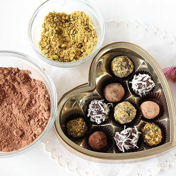 Vegan Dark Chocolate Truffles
