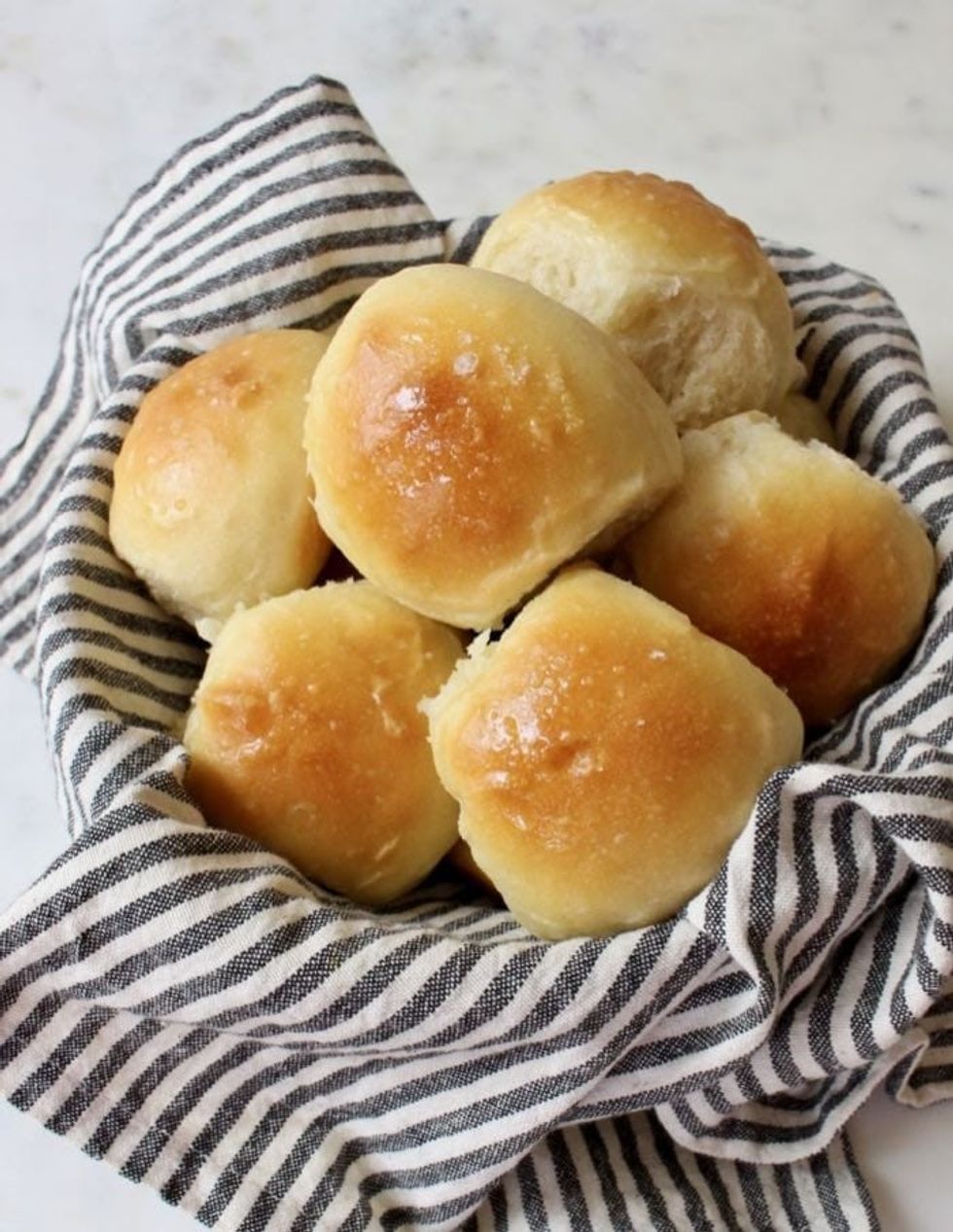 Vegan Dinner Rolls