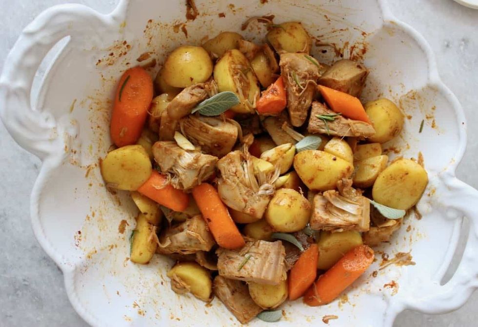 vegan pot roast with carrots and potatoes