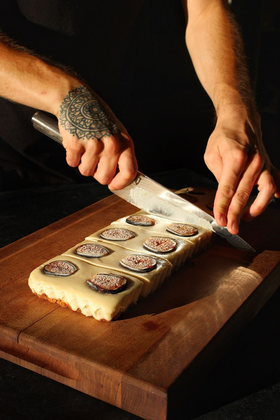 Vegan White Chocolate Fig Cheesecake with Cinnamon Graham Cracker Crust