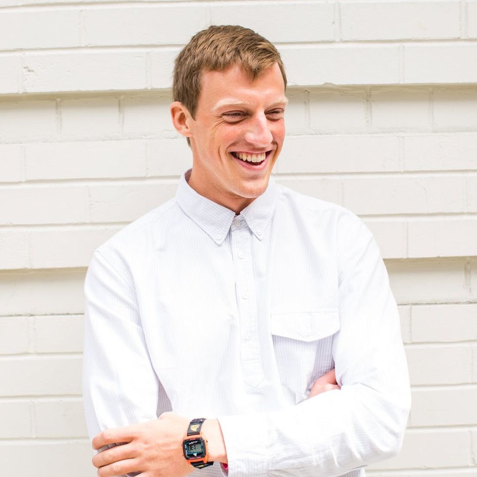 Vibey-Founder-NoSunnies