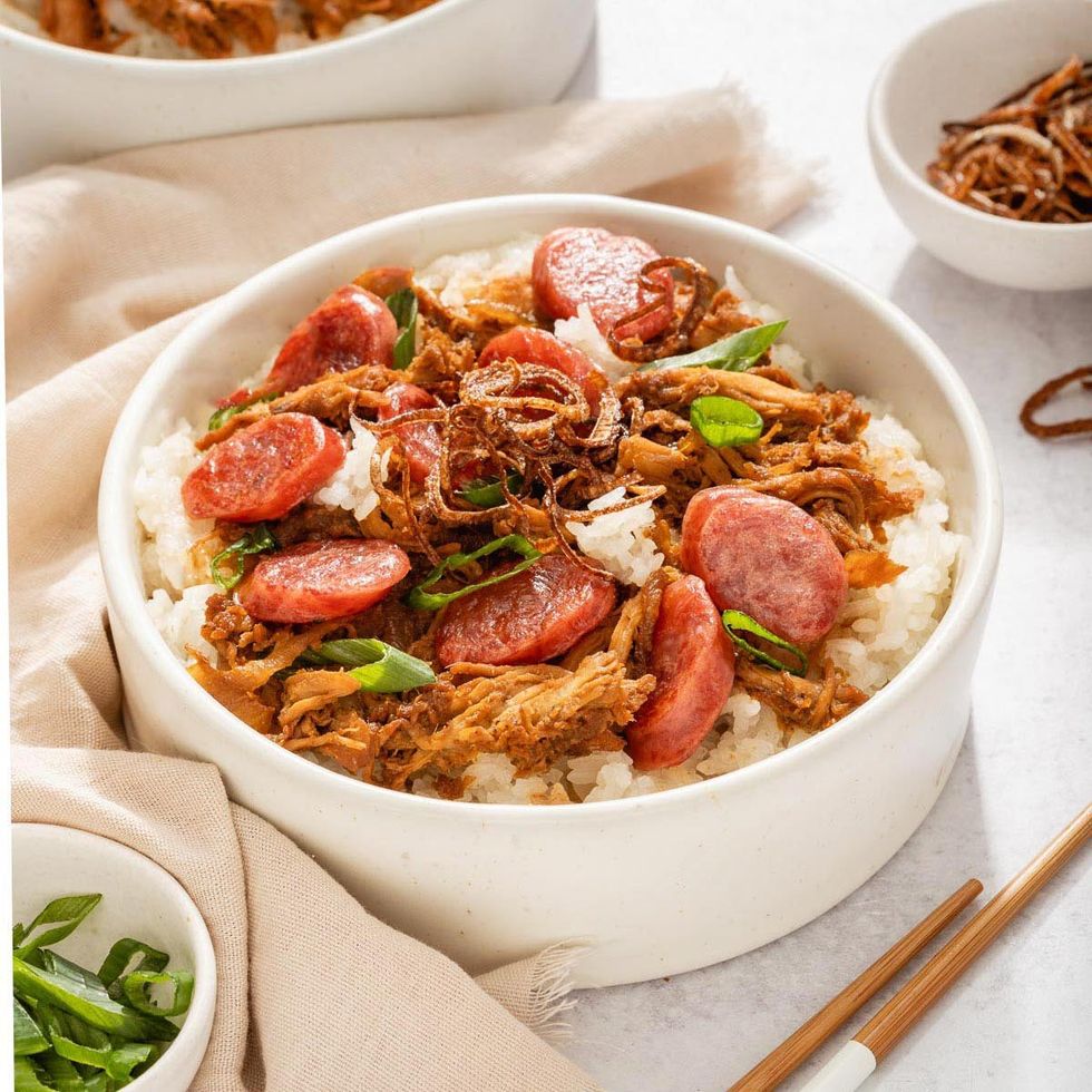 Vietnamese Sticky Rice With Chicken (X\u00f4i G\u00e0)