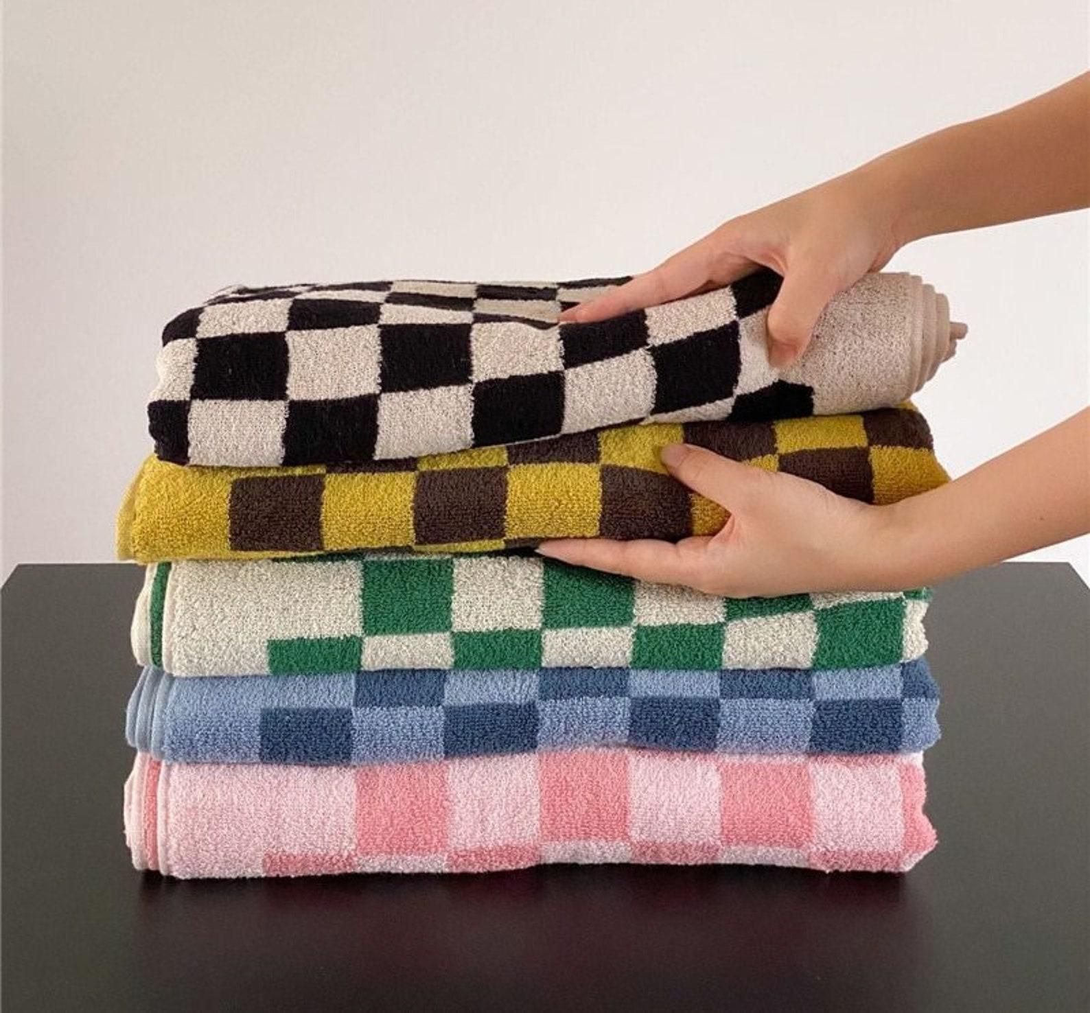 Vintage-Inspired Checkered Towel