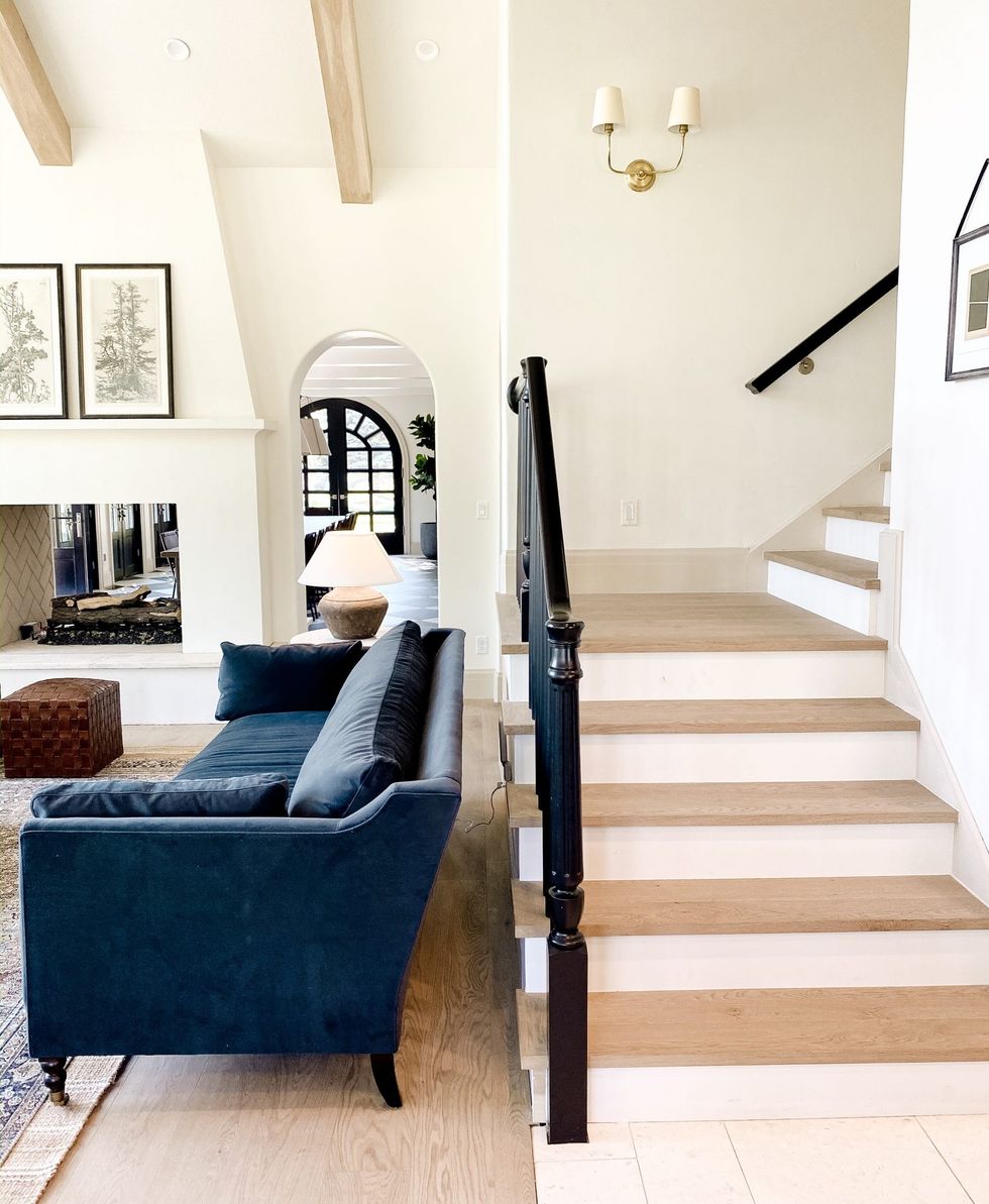 wall sconces for staircase wall decor