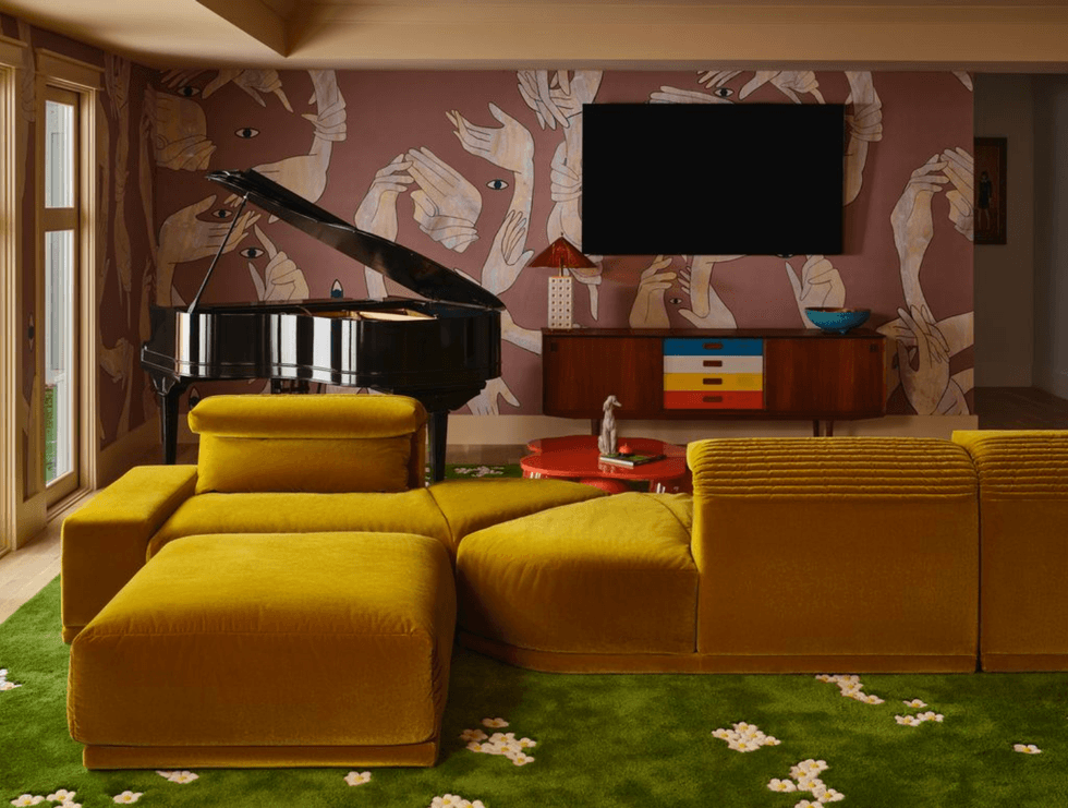 wallpaper living room design