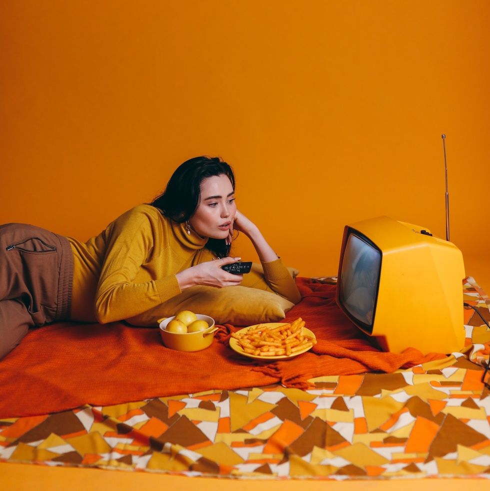 watching tv as body doubling