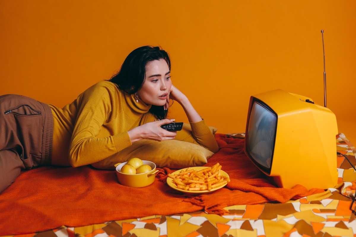 watching tv kennedy netflix show