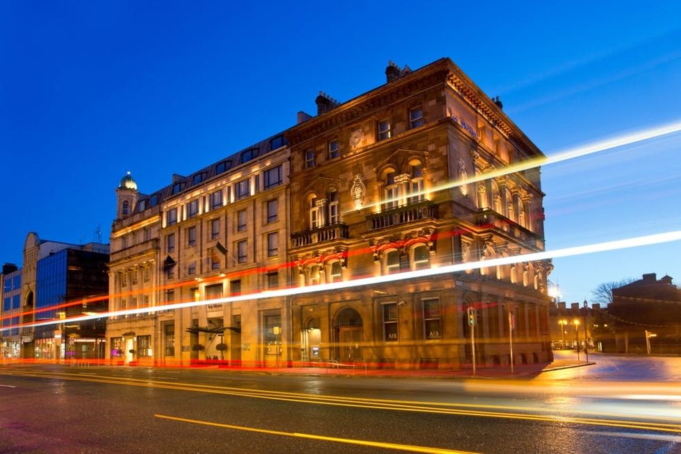 Westmoreland Street in Dublin at dusk