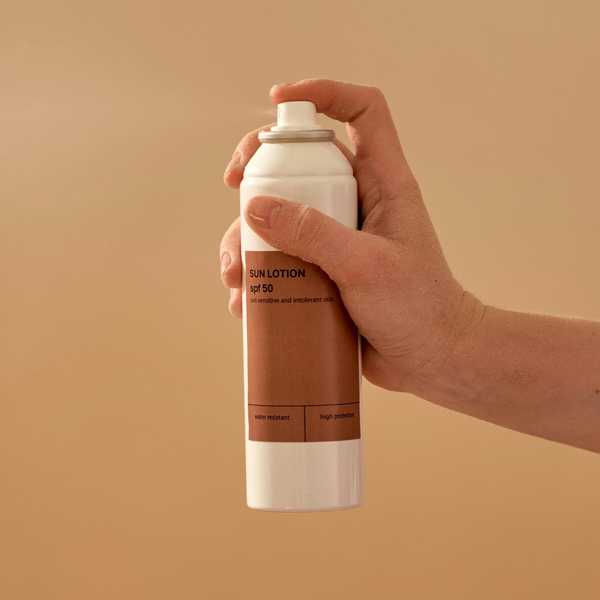 What ingredients should you look for in your sunscreen to avoid white cast?