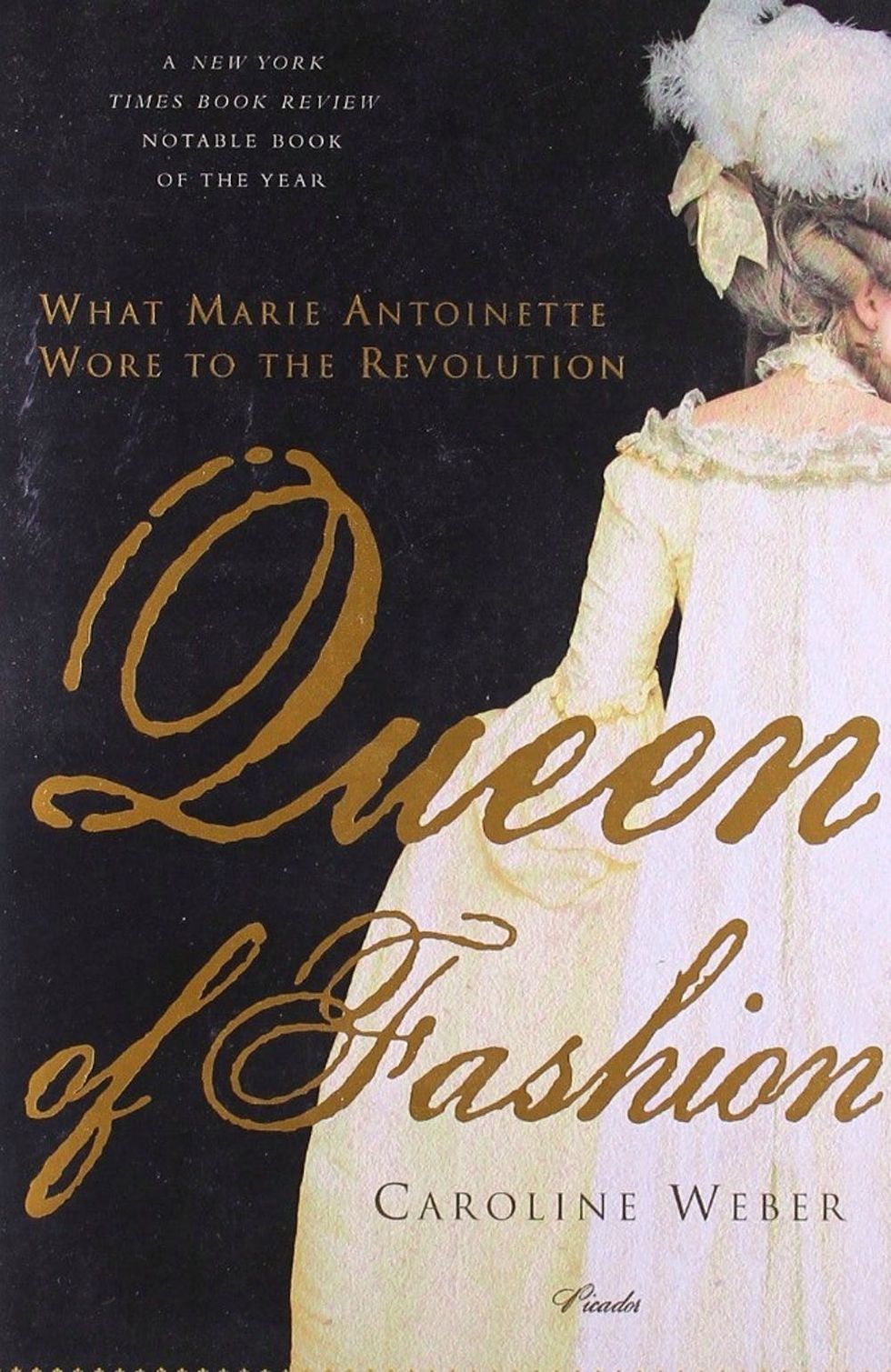 What Marie Antoinette Wore to the Revolution