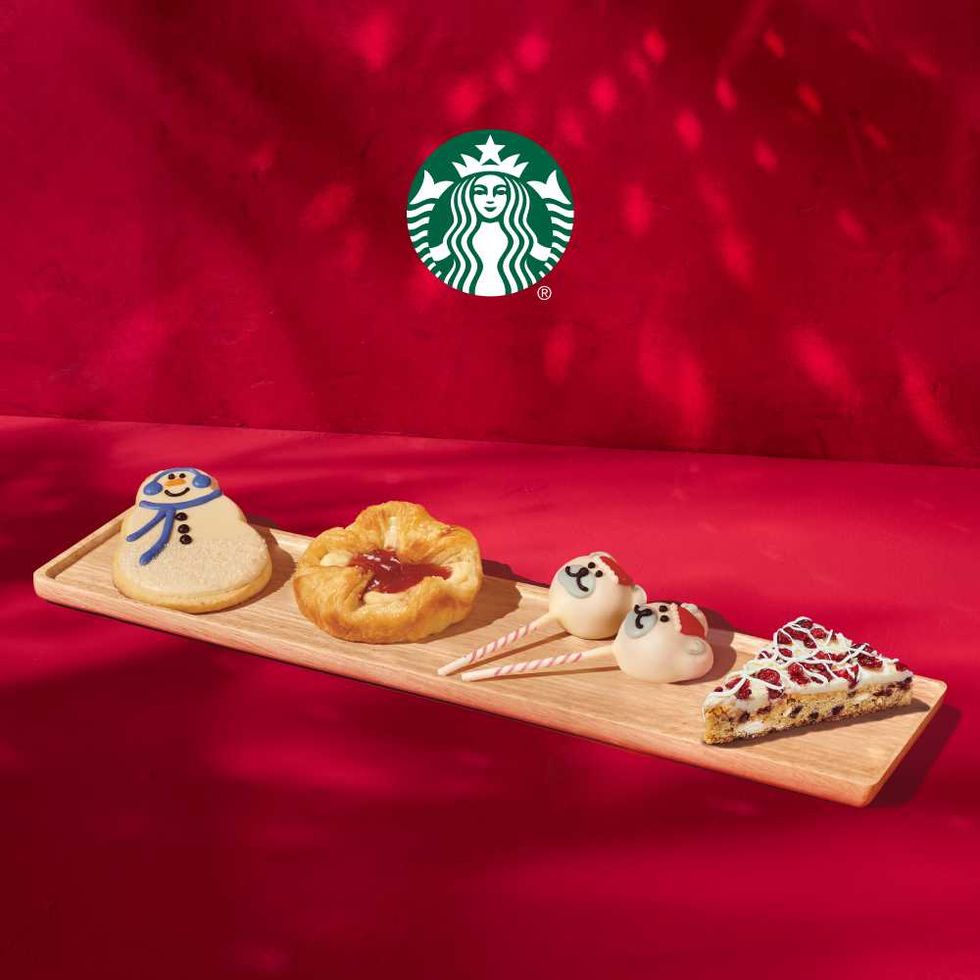 When will the 2025 Starbucks holiday menu launch?