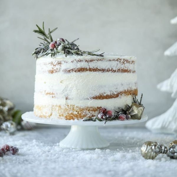 White Christmas Sparkle Cake christmas desserts