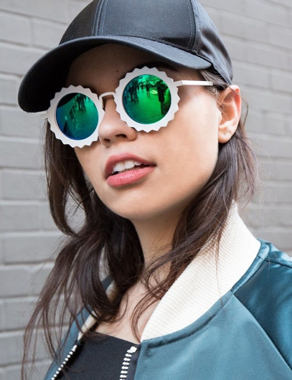 white-daisy-sunglasses