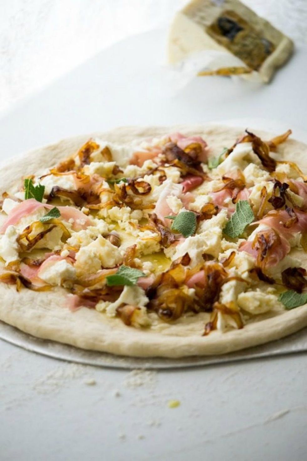 White Pizza With Prosciutto and Blue Cheese
