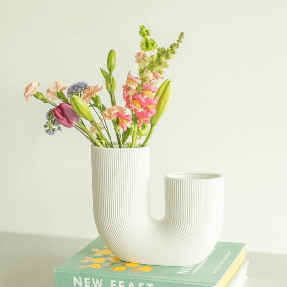 White U Shaped Ceramic Vase for Flowers