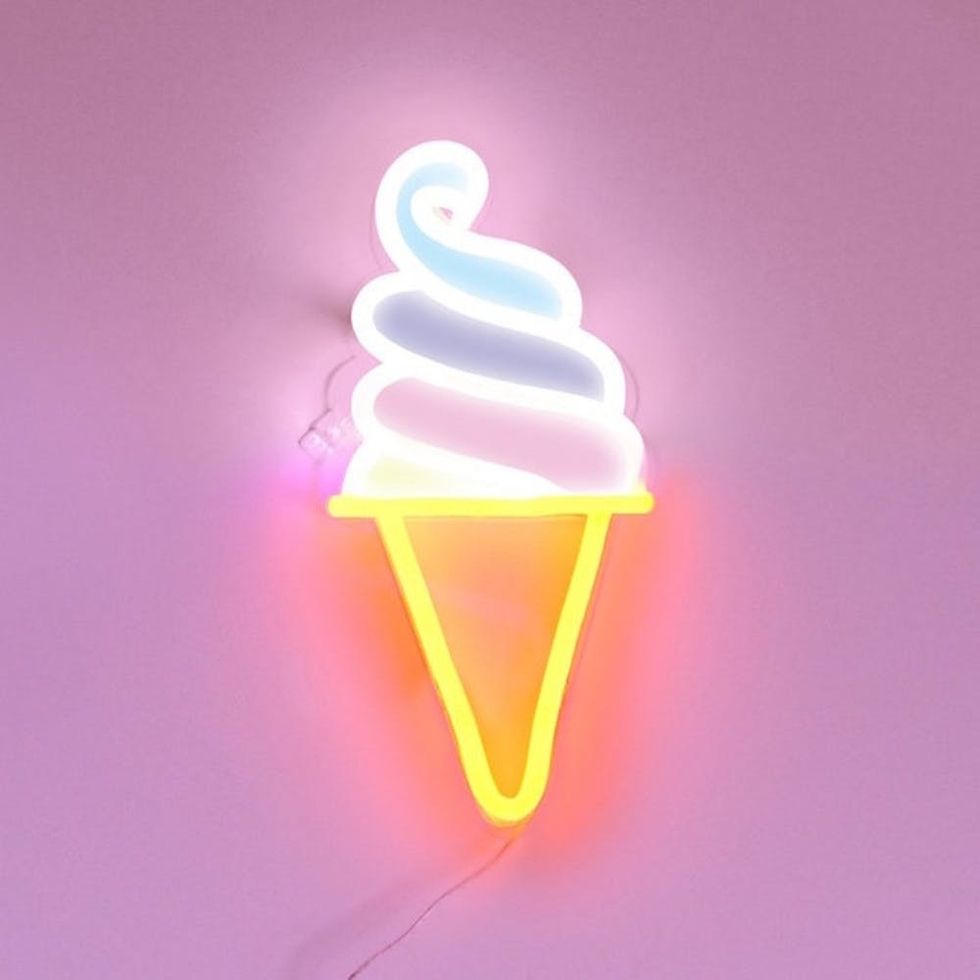 whitesoftserve_1024x1024