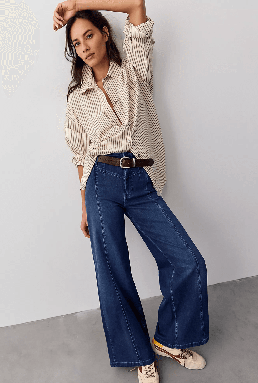 Wide-Leg Jeans