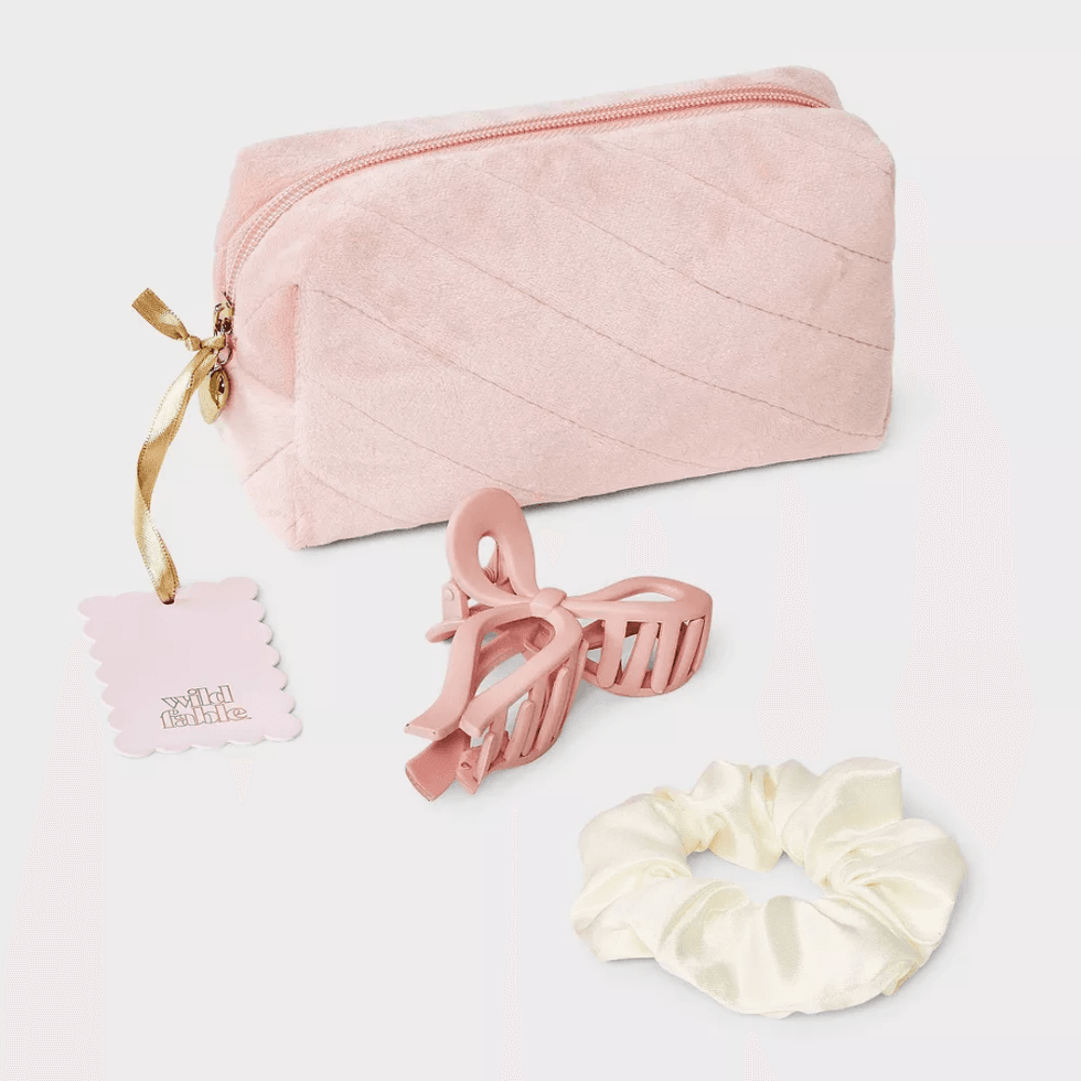 Wild Fable Fleece Pouch & Hair Accessories Set
