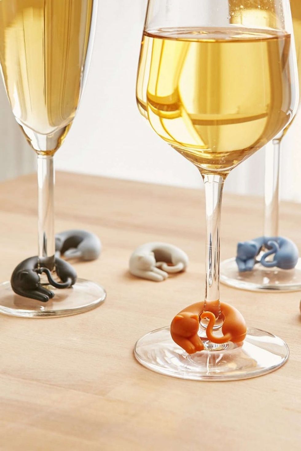 wine lives drinks markers