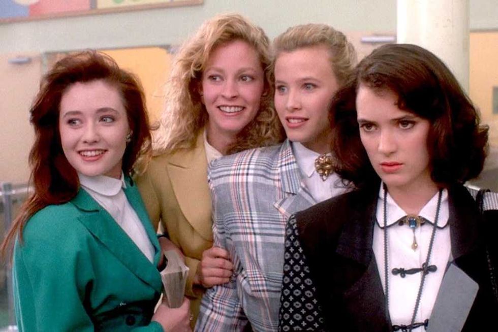 Winona Ryder, Shannen Doherty, Lisanne Falk, and Kim Walker in Heathers