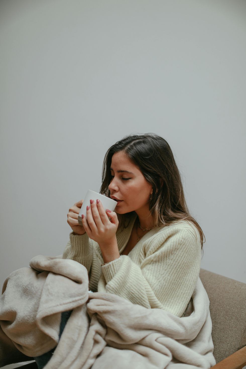 woman drinking tea