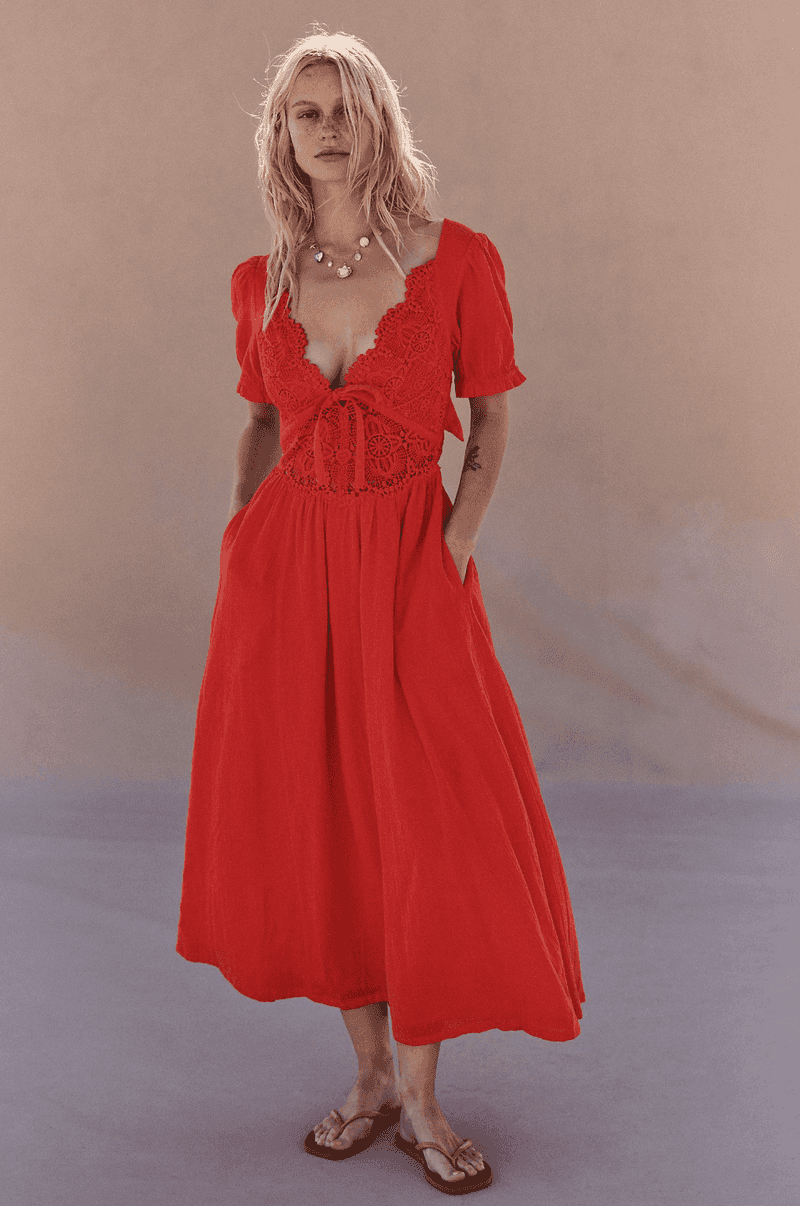 5 Runway-Inspired Color Palettes Defining Spring 2026 - Brit + Co