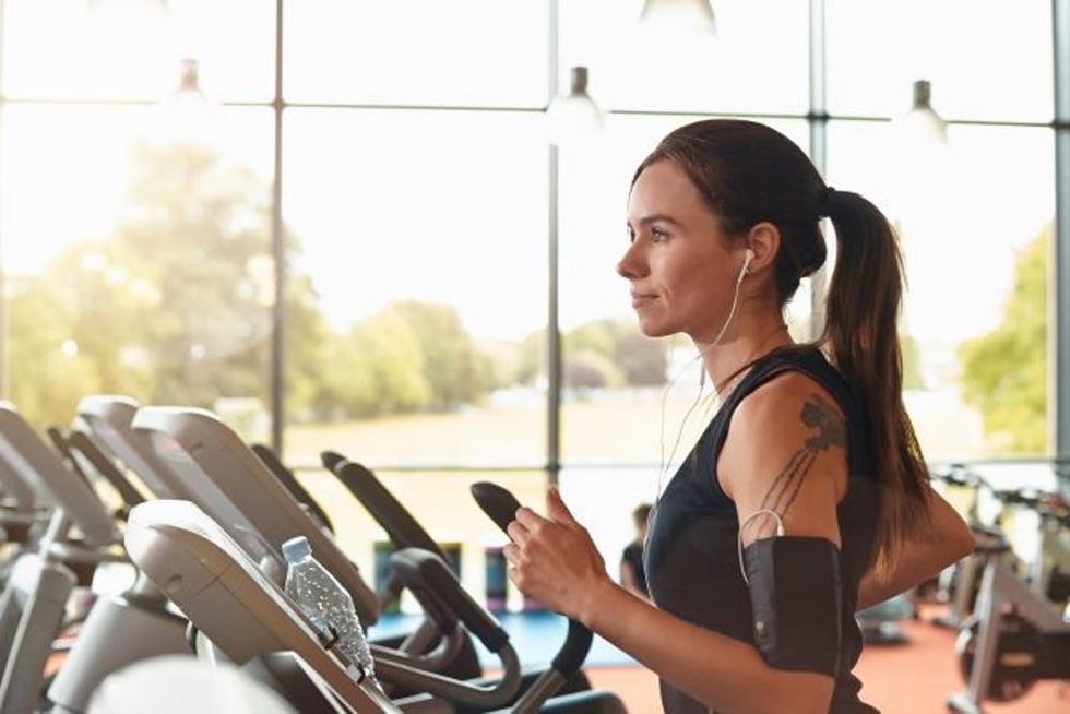 woman-running-treadmill-header