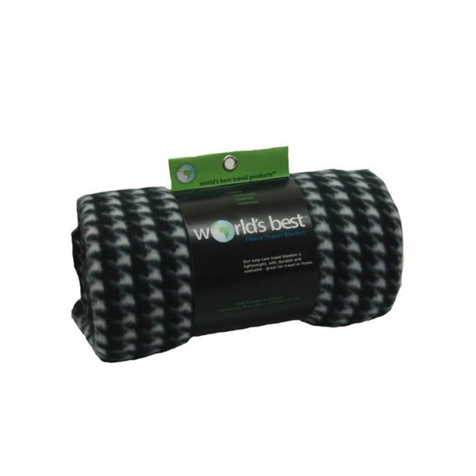 worlds-best-travel-fleece-blanket1