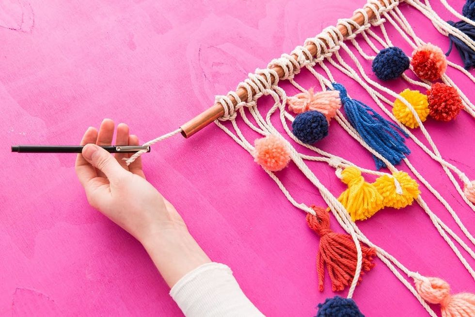 yarn-wall-hanging-9b