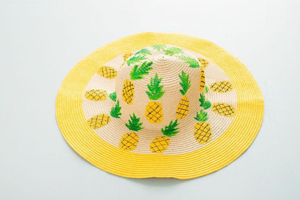 yellow, green, and brown pineapple hat diy