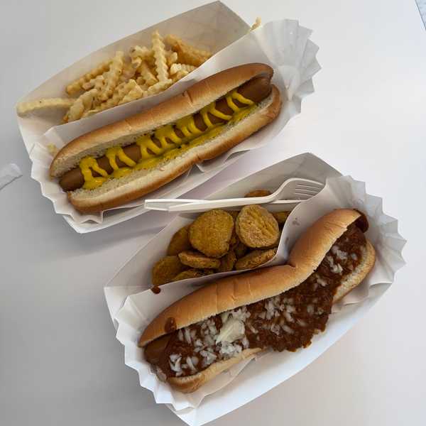 Zesto hot dogs